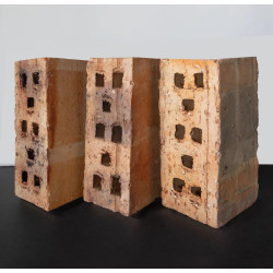 NFP - Maxi 90 Perforated Clay Bricks (35/sq) 22mpa